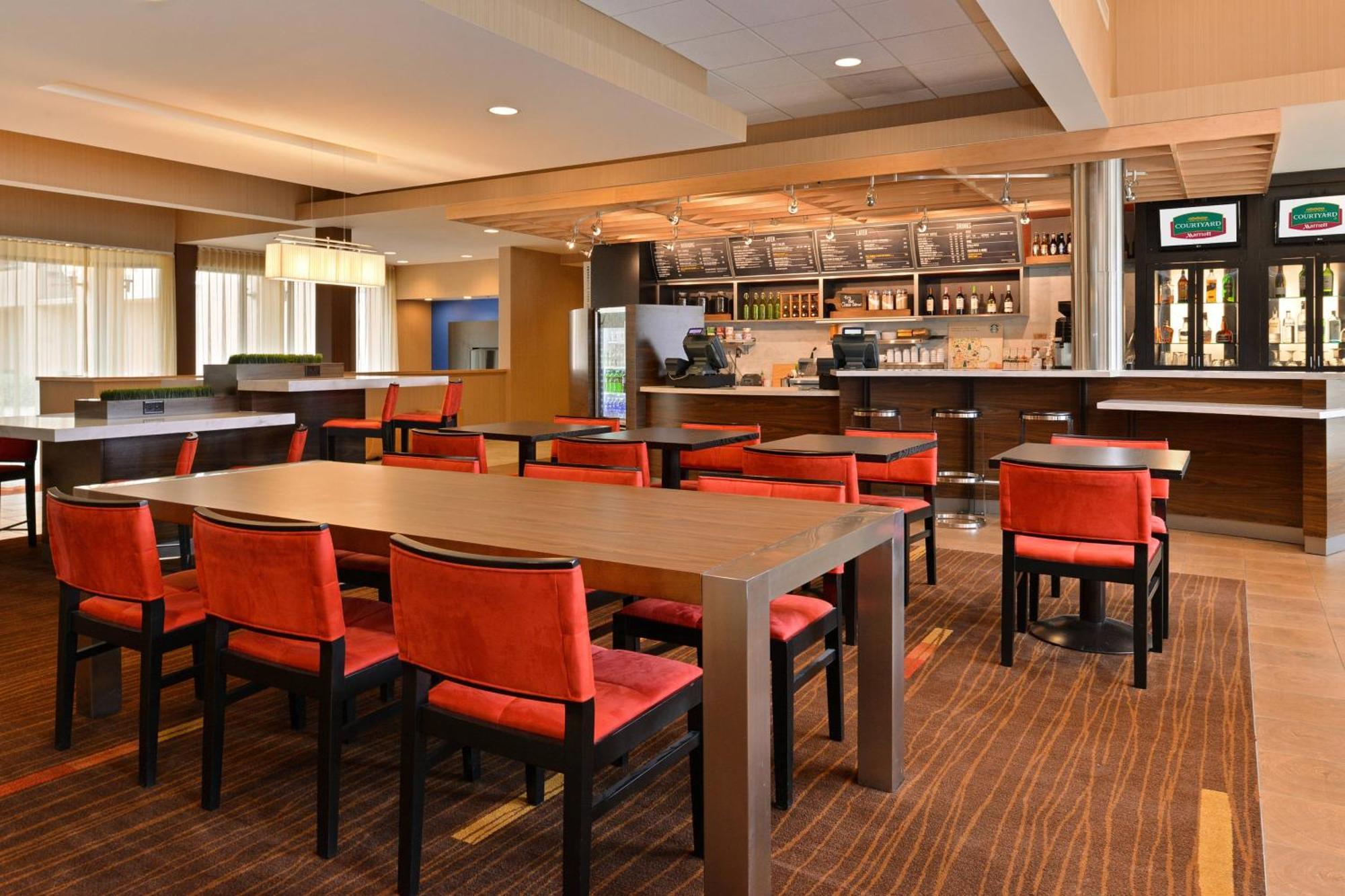 Courtyard By Marriott Dallas Northwest Exterior photo
